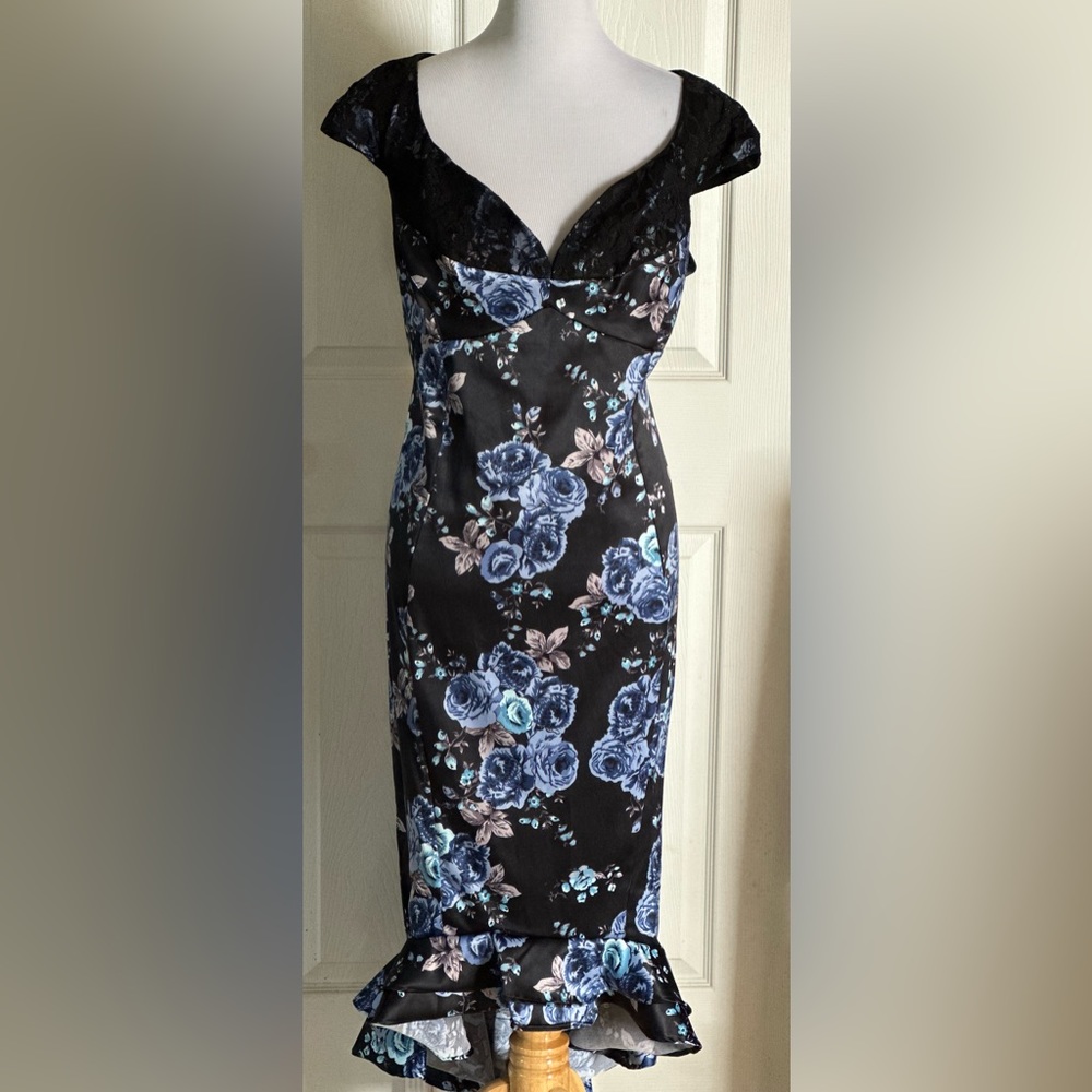 RARE! Isabel Wiggle Dress! Laura Byrnes 2018 Spring Collection